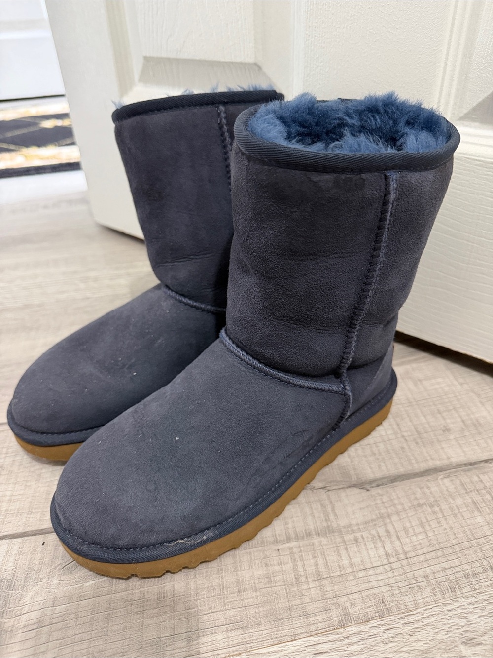 Blue short Uggs